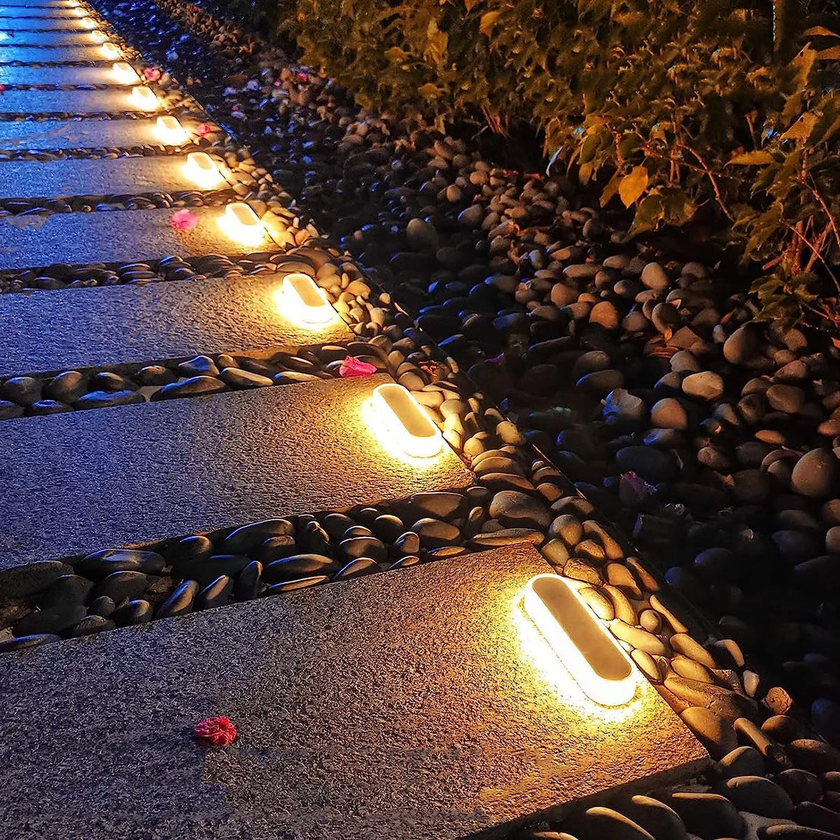 5 Years Lifespan 4 Pack Solar Deck Lights IP68 Waterproof Auto On/Off 5-Ton Anti-Pressure LED Step Lights for Garden Yard Solar Path Lighting